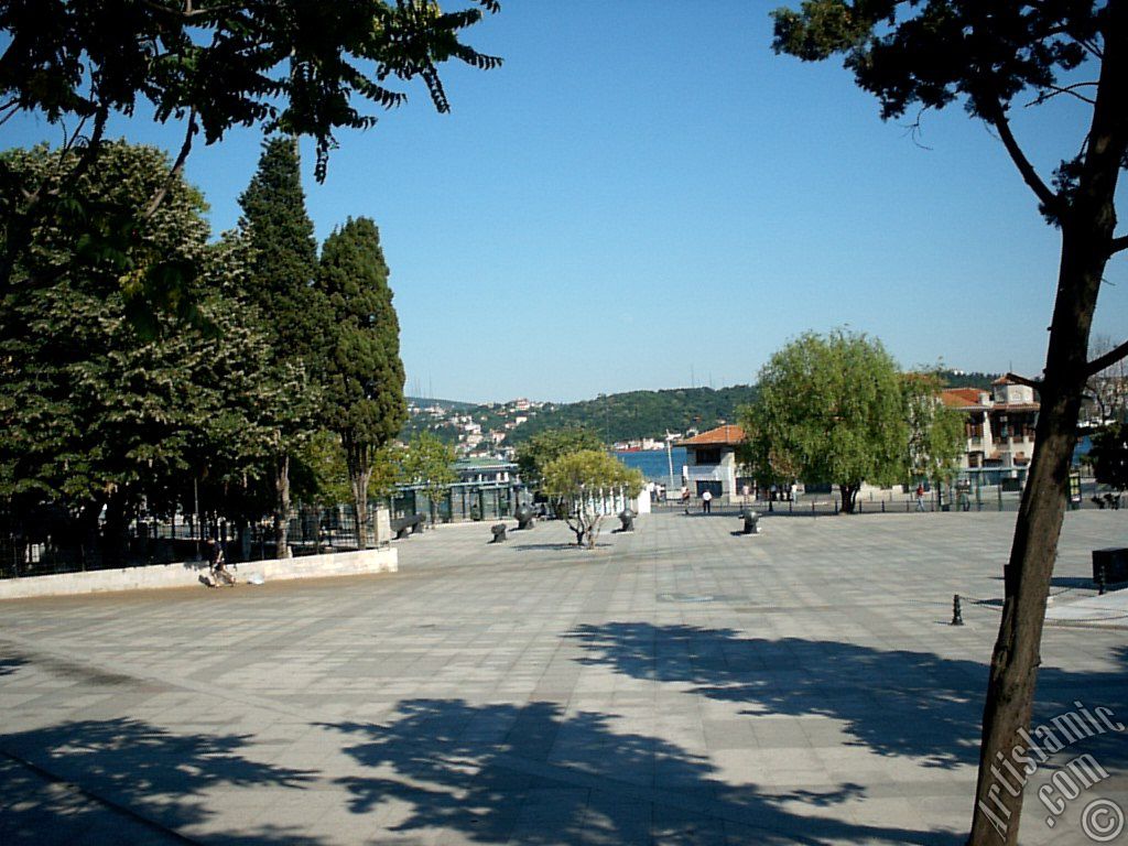 stanbul Beikta sahilinde bir park.
