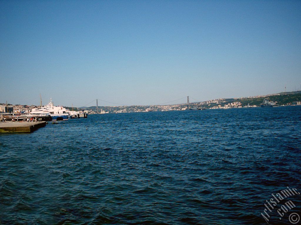 stanbul Kabata sahilinde Fndkl Park`ndan, Kabata skelesi, Boaz Kprs ve skdar srtlarna doru bak.
